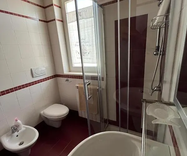 Oda ve Kahvaltı Marida